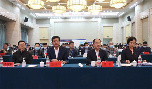 BB贝博艾弗森参加省体育场馆协会工作年会 聚焦体育产业高质量发展