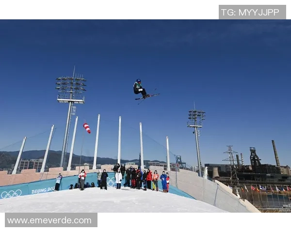 中国自由式滑雪新星训练事故后幸运无碍 计划尽快重返赛场再创辉煌